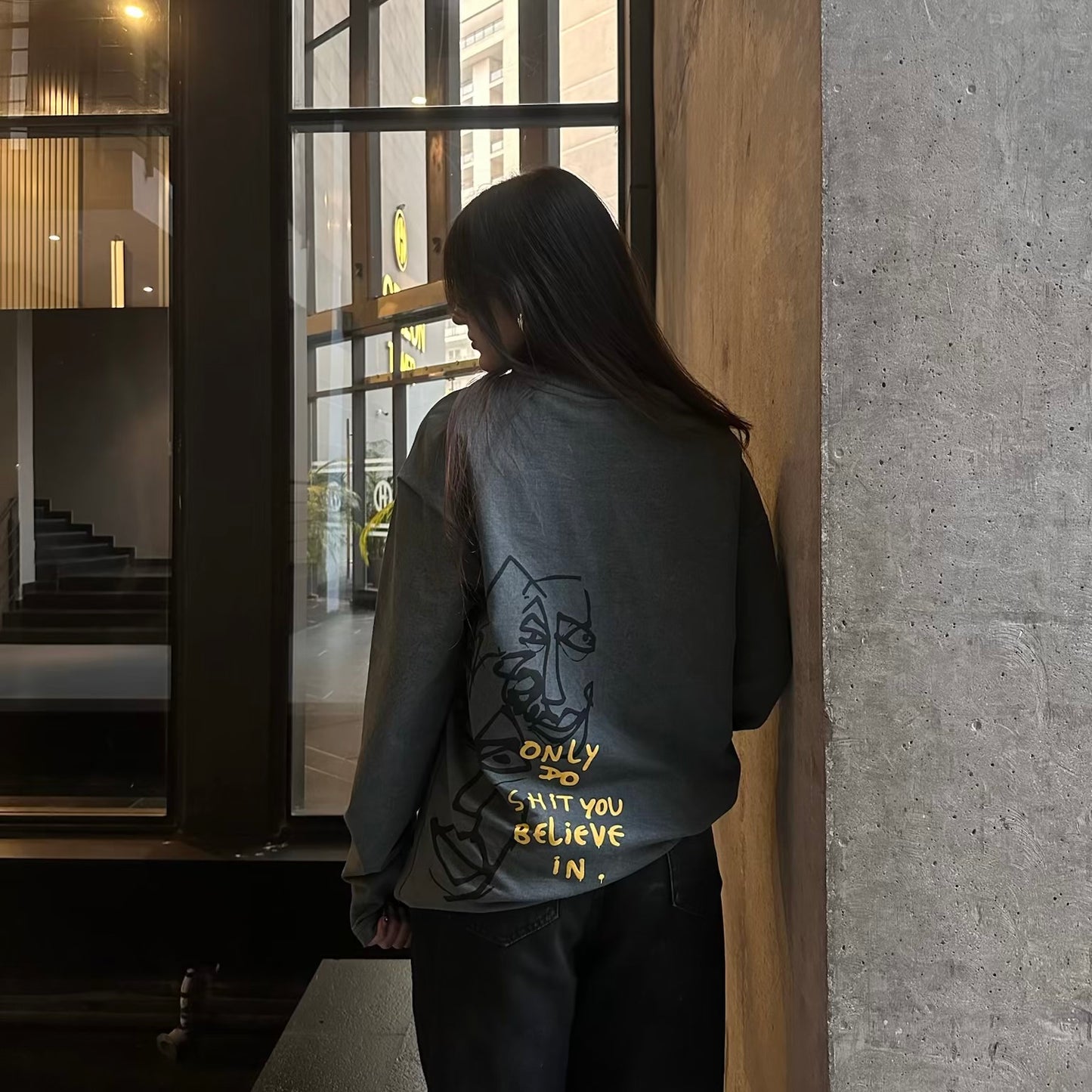 WRU LIGHTWEIGHT SWEATSHIRT