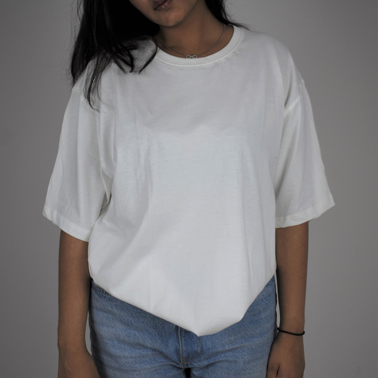 BASIC IVORY T-SHIRT